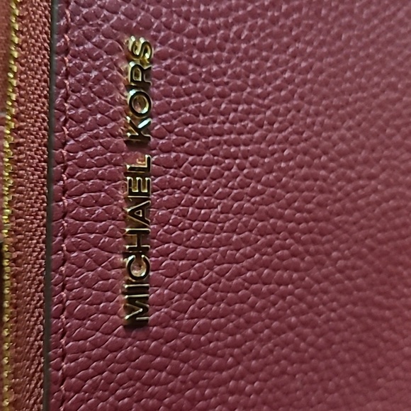 Michael Kors Double Zip Wristlet Wallet ❤️NEW ❤️ retails $198 - Picture 2 of 9